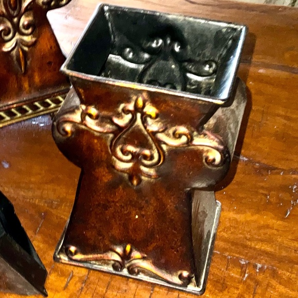 Beautiful Metal Rustic/Tuscany Style Cross Canisters &/or Decor on 4 Legged Base - Picture 8 of 9